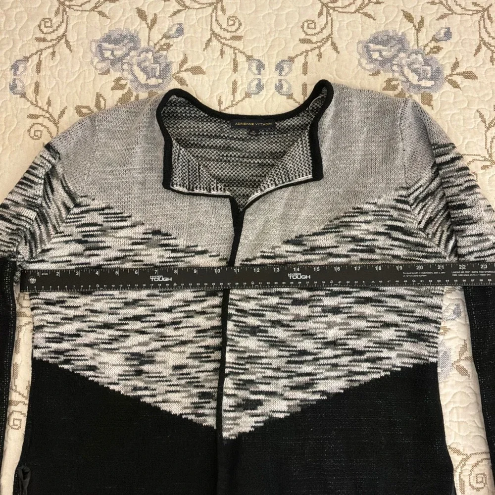Adrienne Vittadini Cardigan Womens XL Black Gray Excellent Colorblock Knit